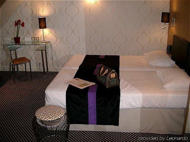 Atn Hotel Paris Room photo